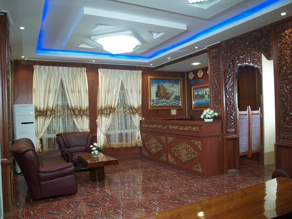 Nice Dream Hotel มัณฑะเลย์ ภายนอก รูปภาพ